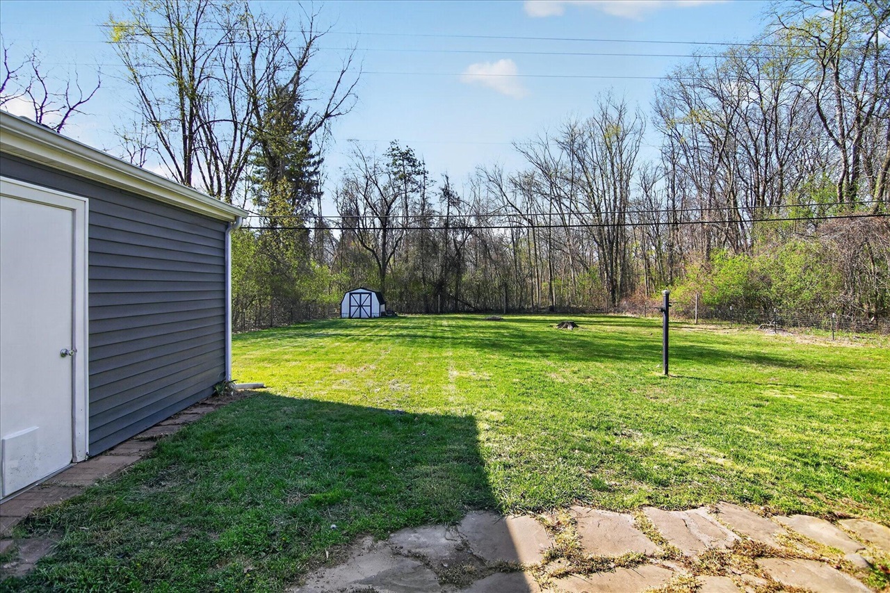 2883 W Parnall Road, Jackson, MI, 49201-9082