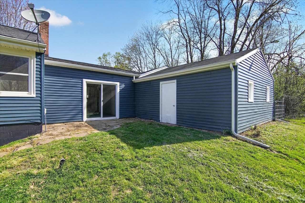 2883 W Parnall Road, Jackson, MI, 49201-9082