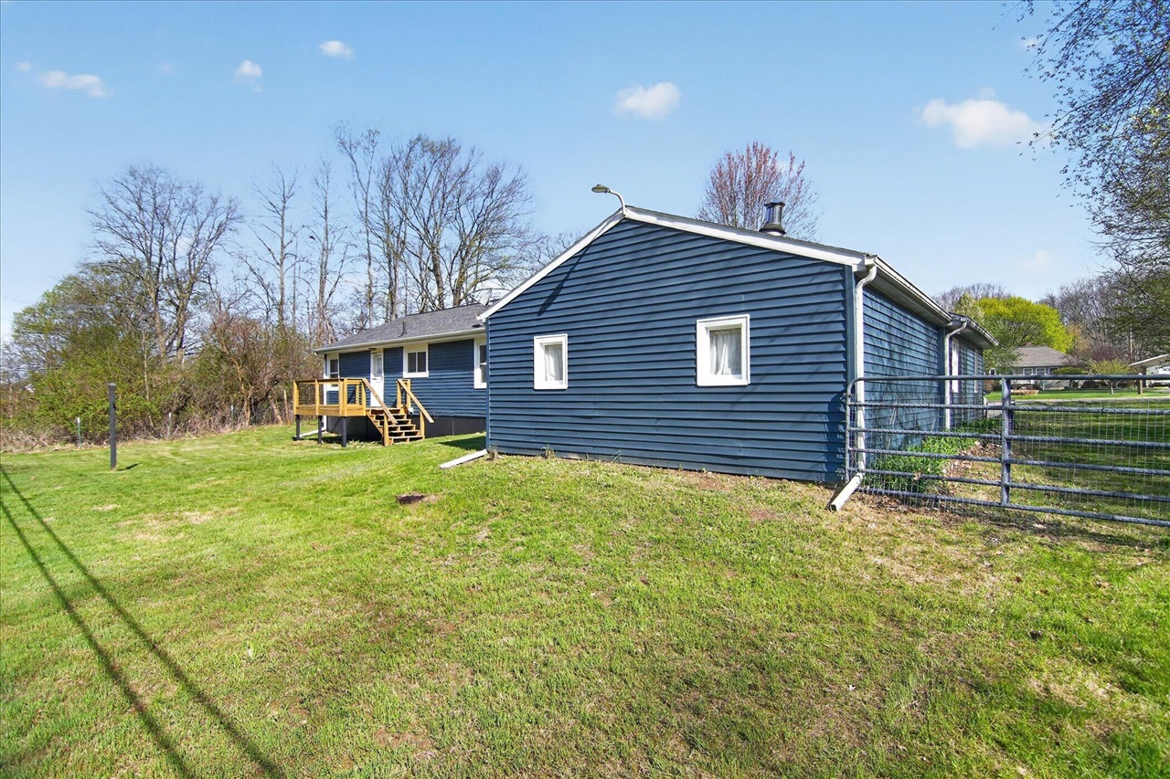 2883 W Parnall Road, Jackson, MI, 49201-9082