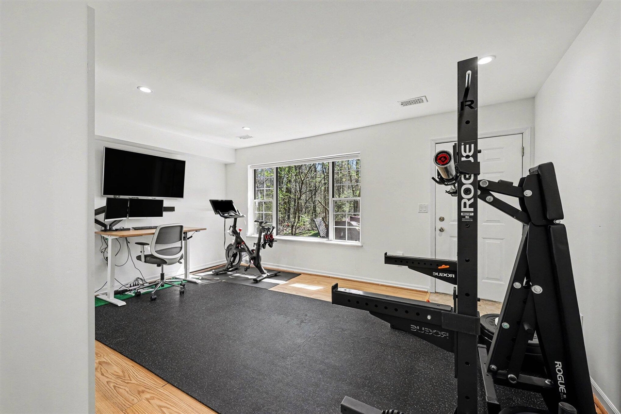 220 Lyn Anne Court, Ann Arbor, MI, 48103-3400