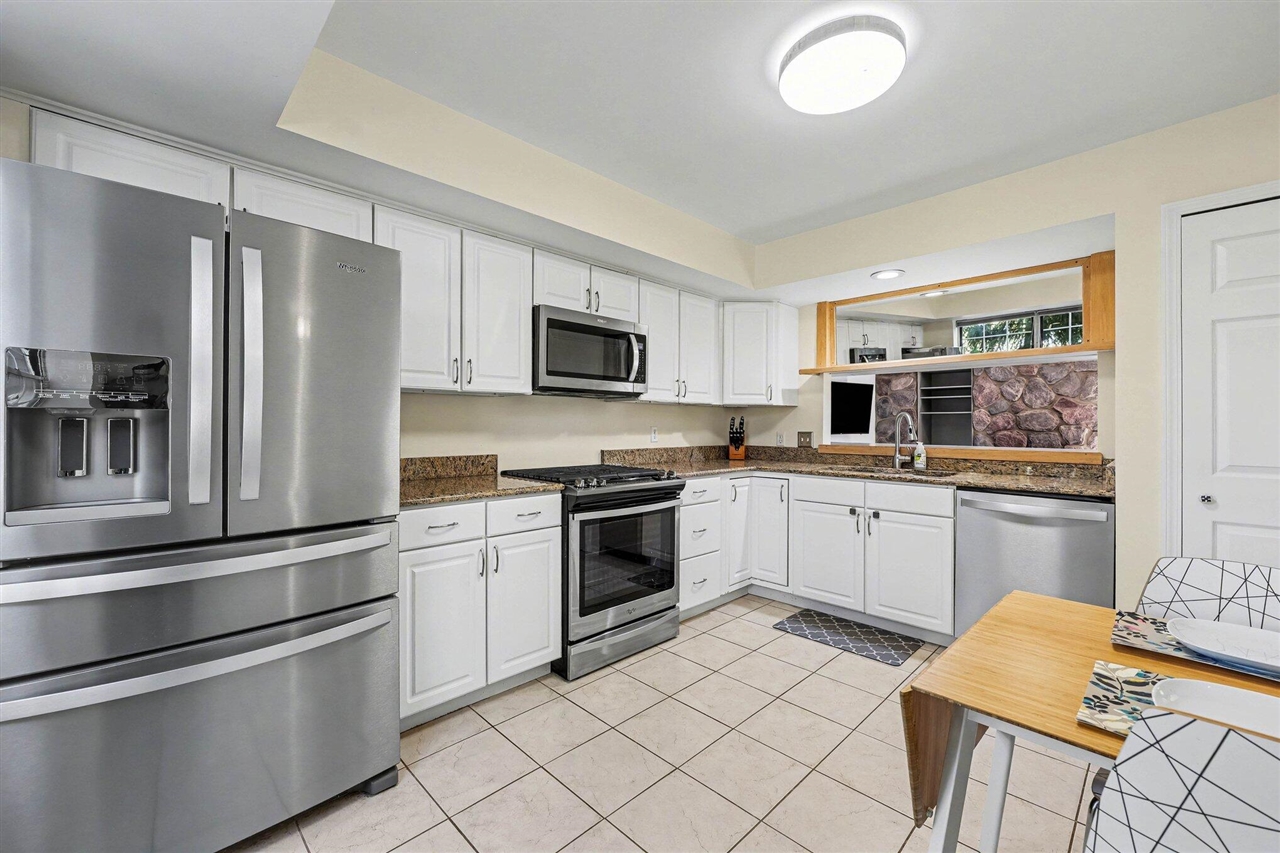 220 Lyn Anne Court, Ann Arbor, MI, 48103-3400