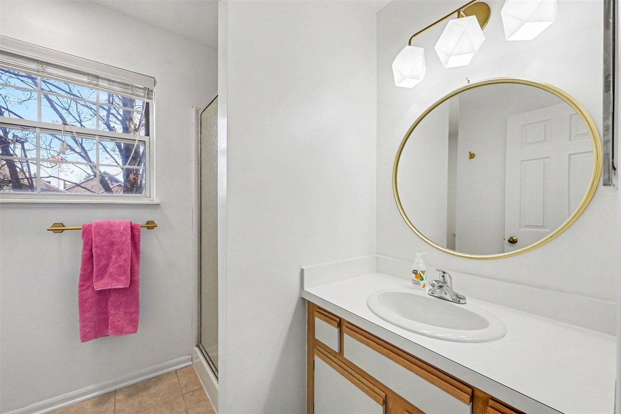 220 Lyn Anne Court, Ann Arbor, MI, 48103-3400