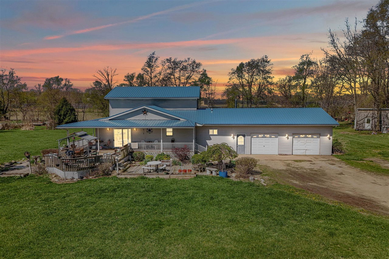 320 Jonesville Road, Jonesville, MI, 49250-9692