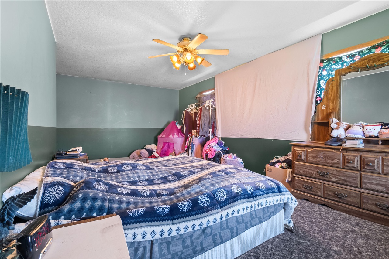 320 Jonesville Road, Jonesville, MI, 49250-9692