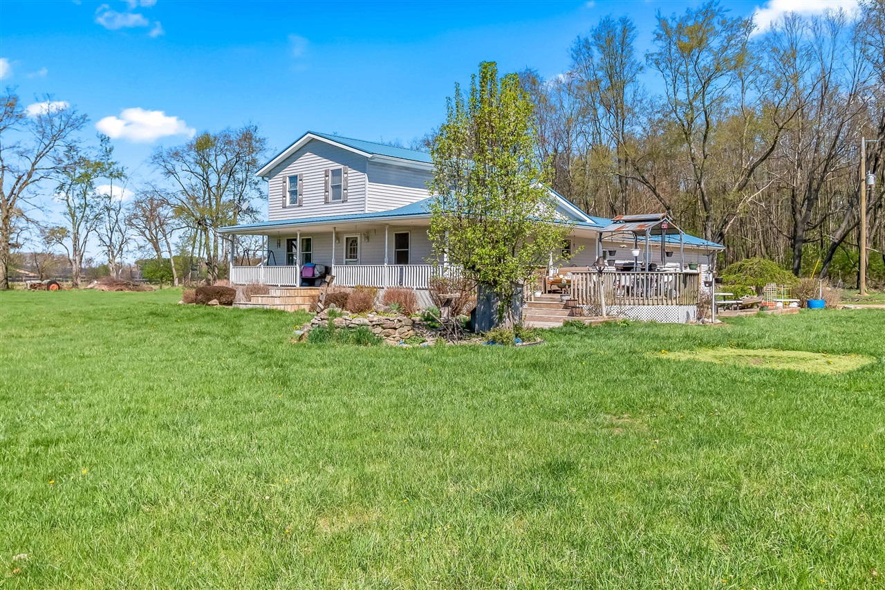 320 Jonesville Road, Jonesville, MI, 49250-9692