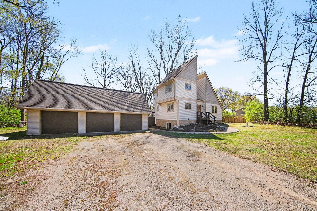 1235 Winifred Street, Jackson, MI, 49202-1946