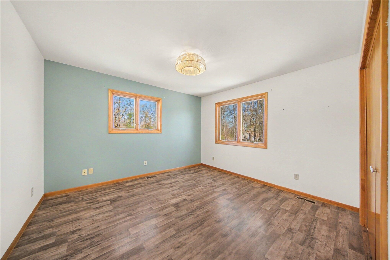 1235 Winifred Street, Jackson, MI, 49202-1946
