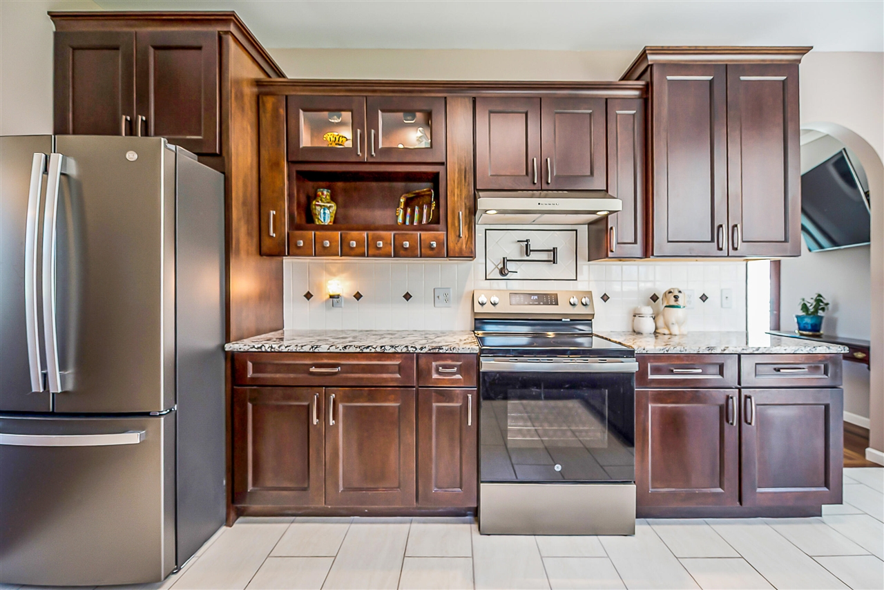 17275 Garvey Road, Chelsea, MI, 48118-9328