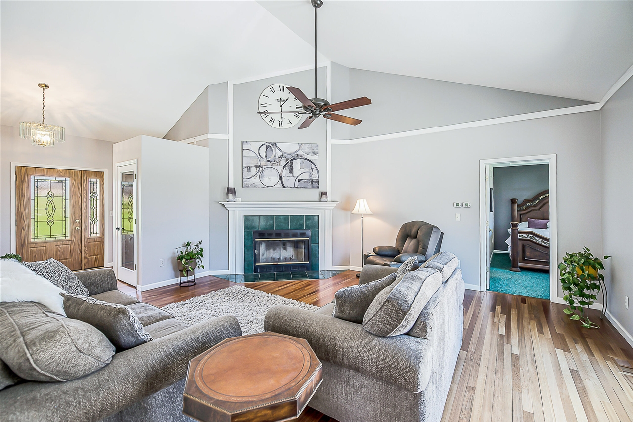 17275 Garvey Road, Chelsea, MI, 48118-9328