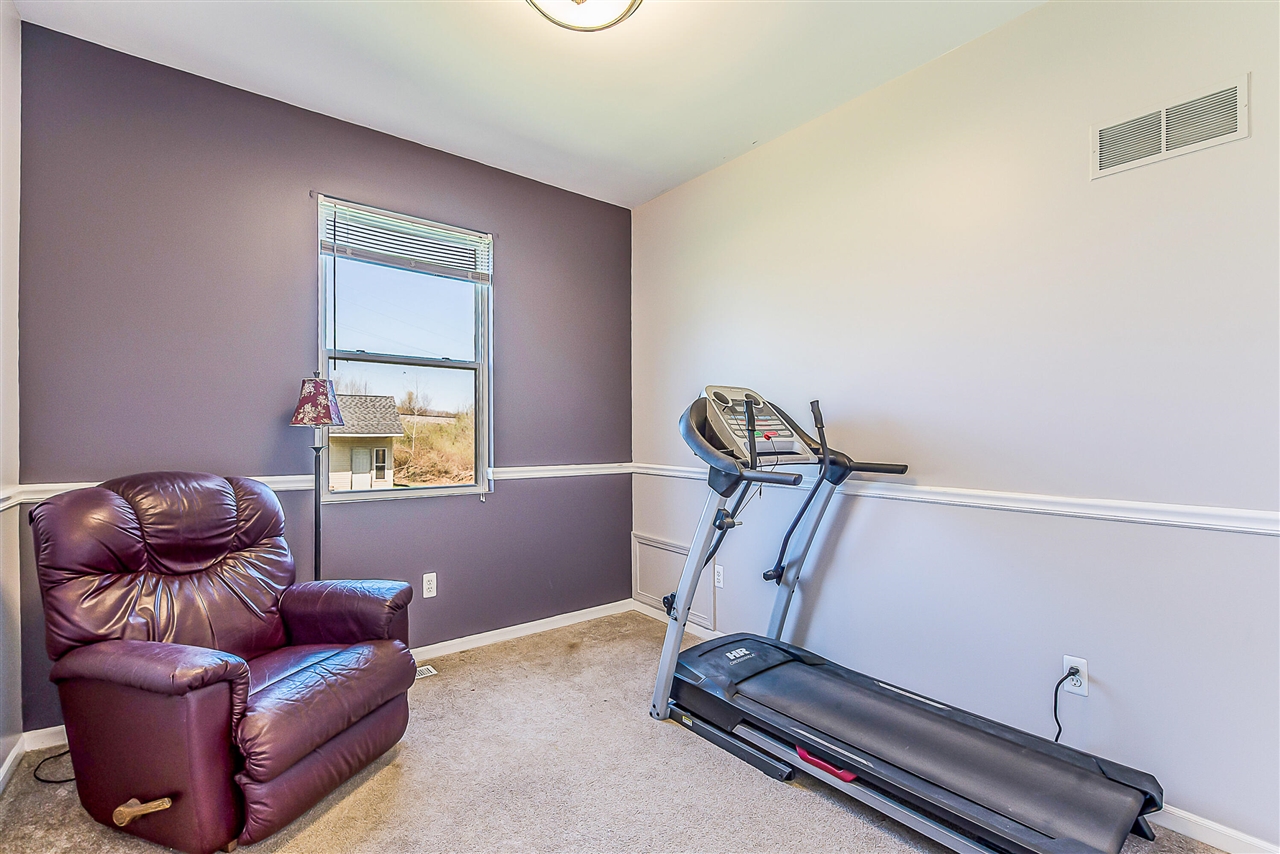 17275 Garvey Road, Chelsea, MI, 48118-9328