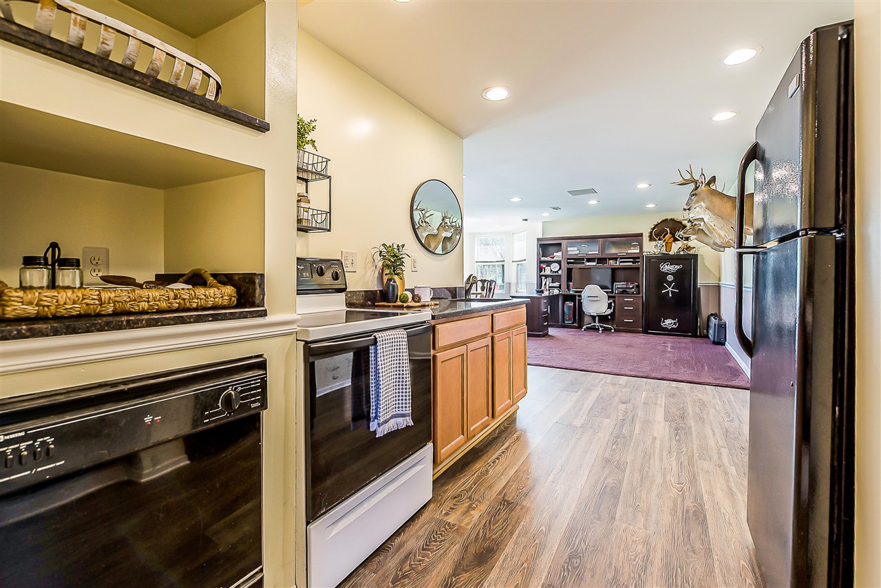 17275 Garvey Road, Chelsea, MI, 48118-9328