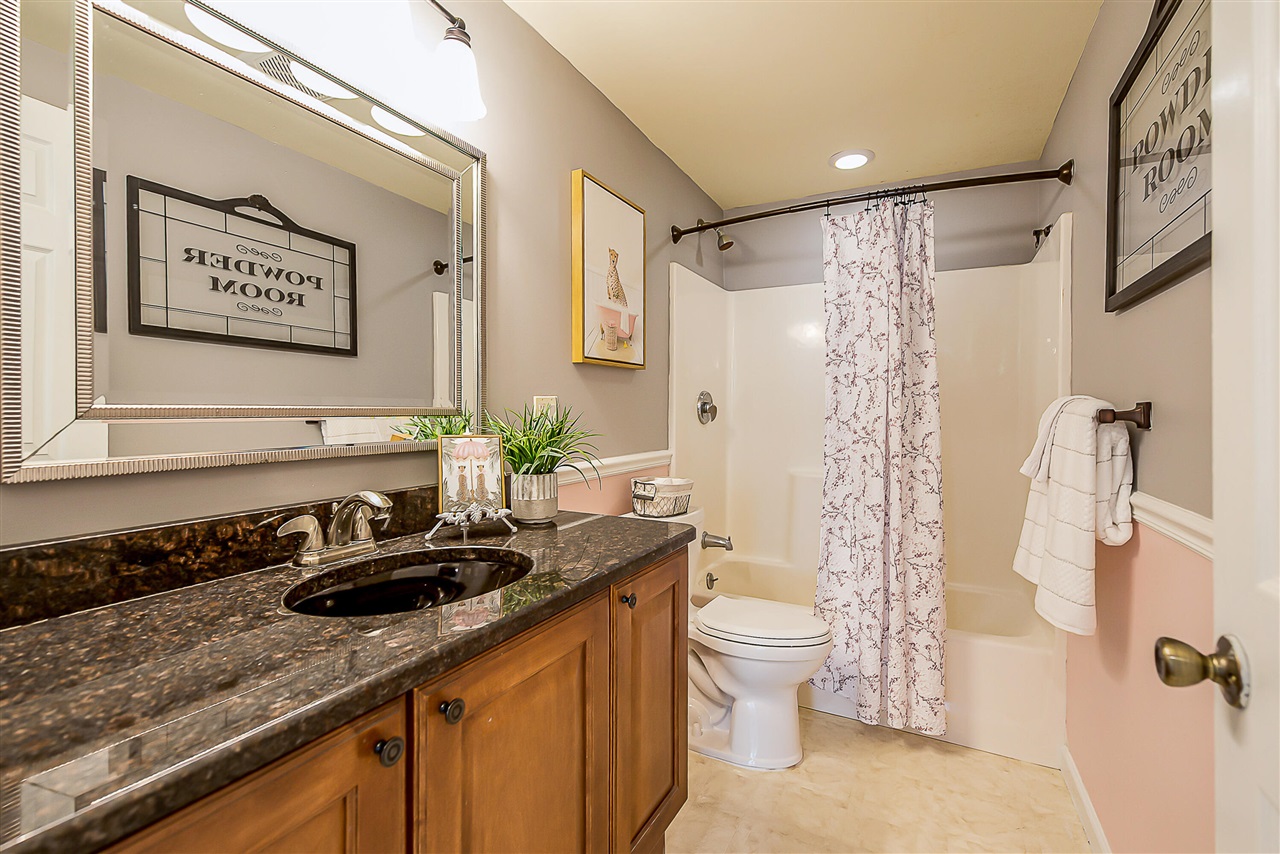 17275 Garvey Road, Chelsea, MI, 48118-9328