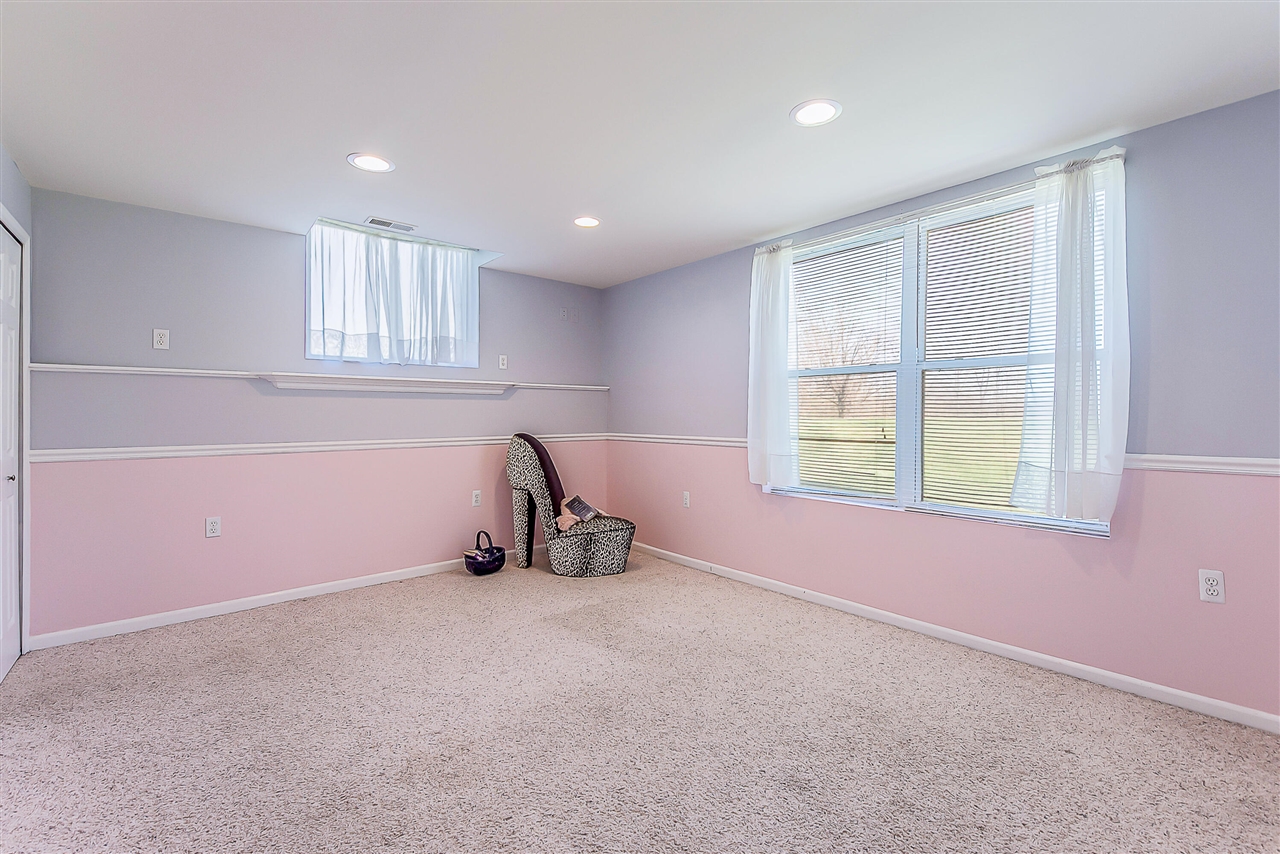 17275 Garvey Road, Chelsea, MI, 48118-9328