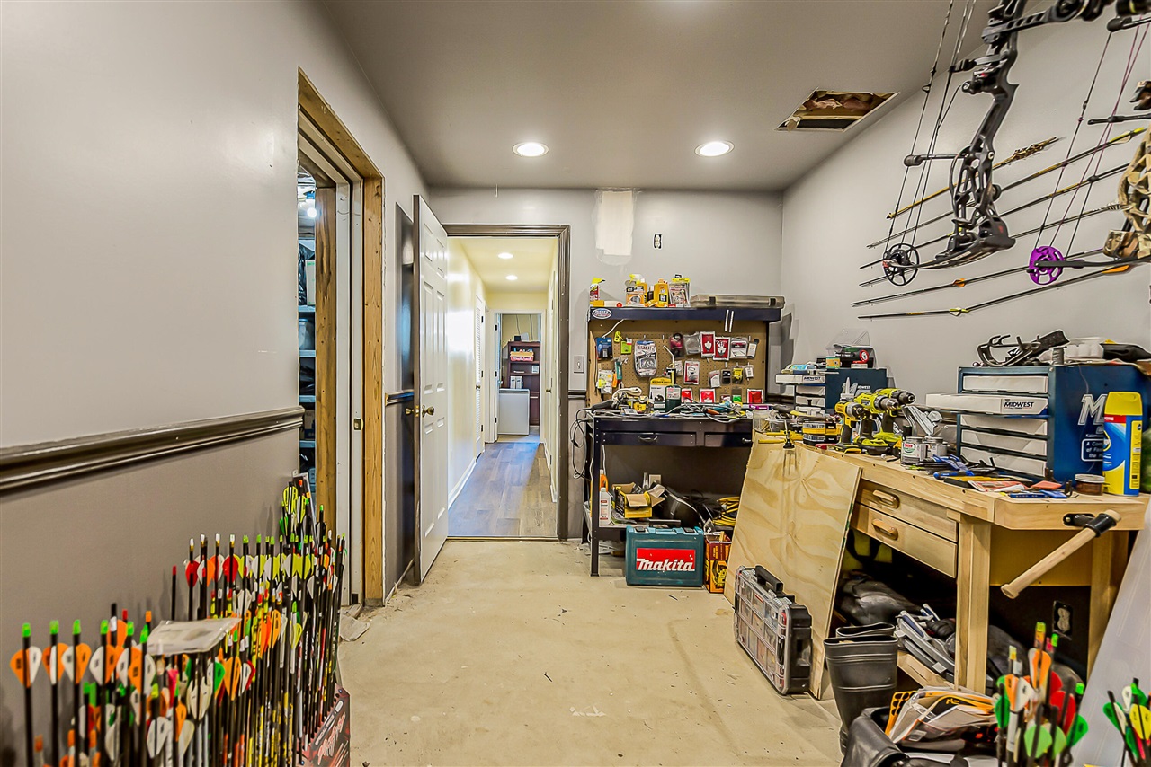 17275 Garvey Road, Chelsea, MI, 48118-9328