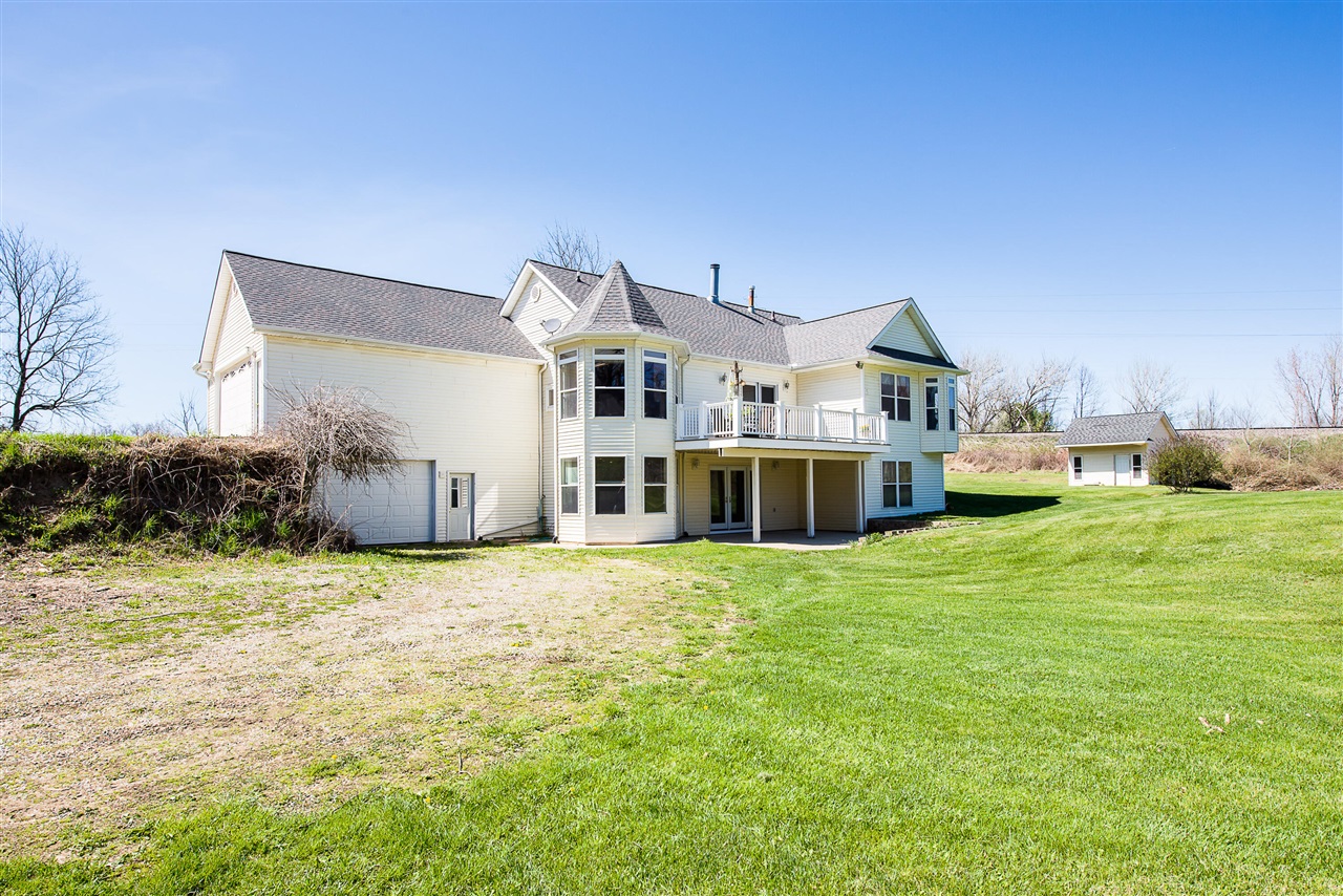 17275 Garvey Road, Chelsea, MI, 48118-9328