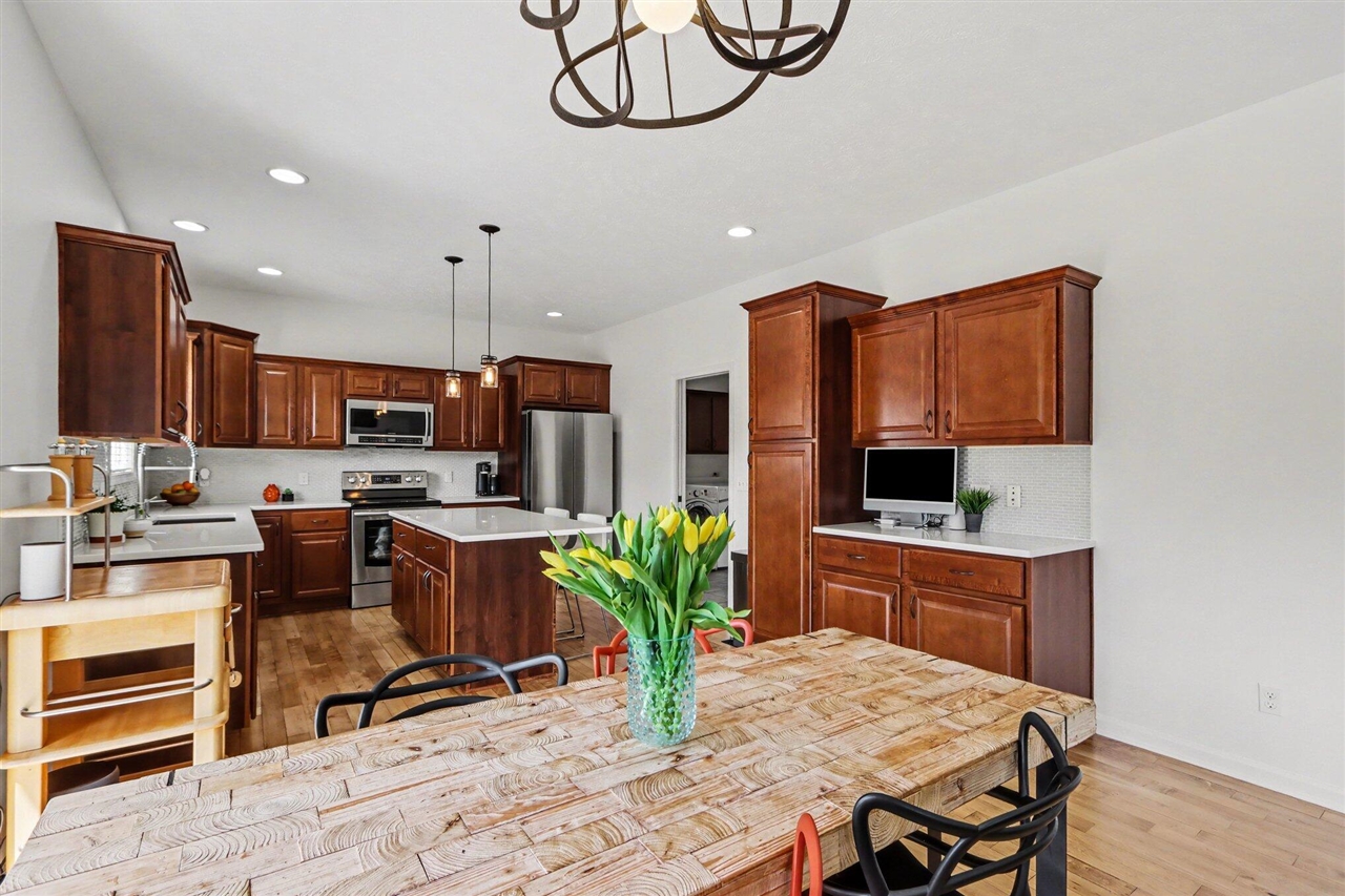 7774 Drake Ridge, Kalamazoo, MI, 49009