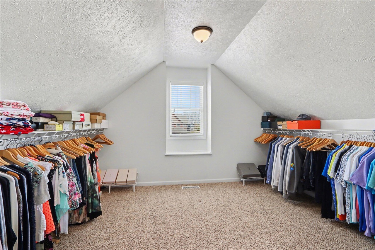 7774 Drake Ridge, Kalamazoo, MI, 49009