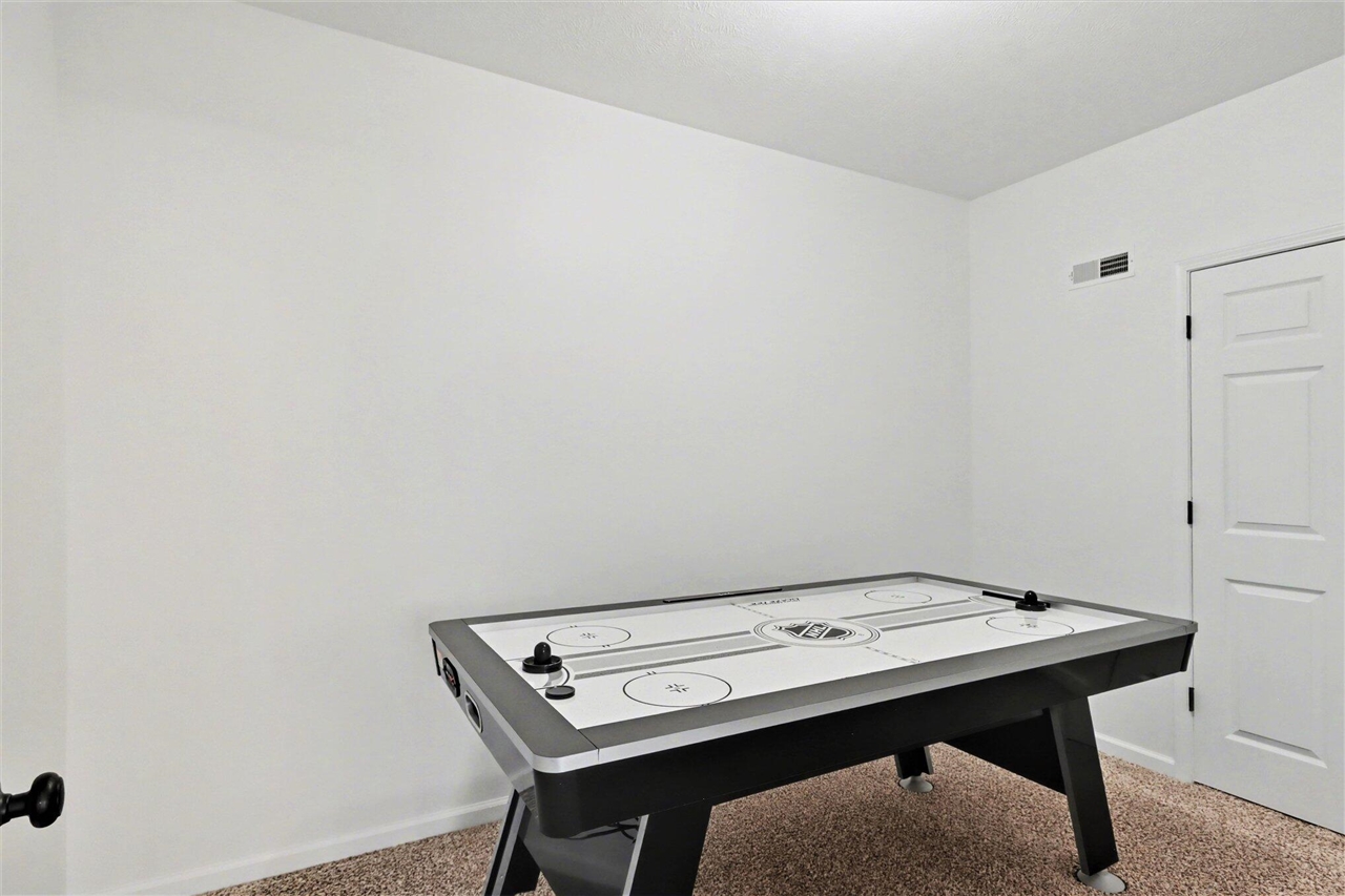 7774 Drake Ridge, Kalamazoo, MI, 49009