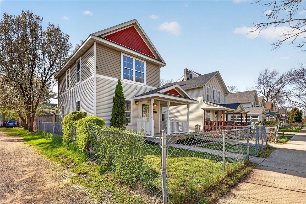 1039 Cass Avenue, Grand Rapids, MI, 49507-1119