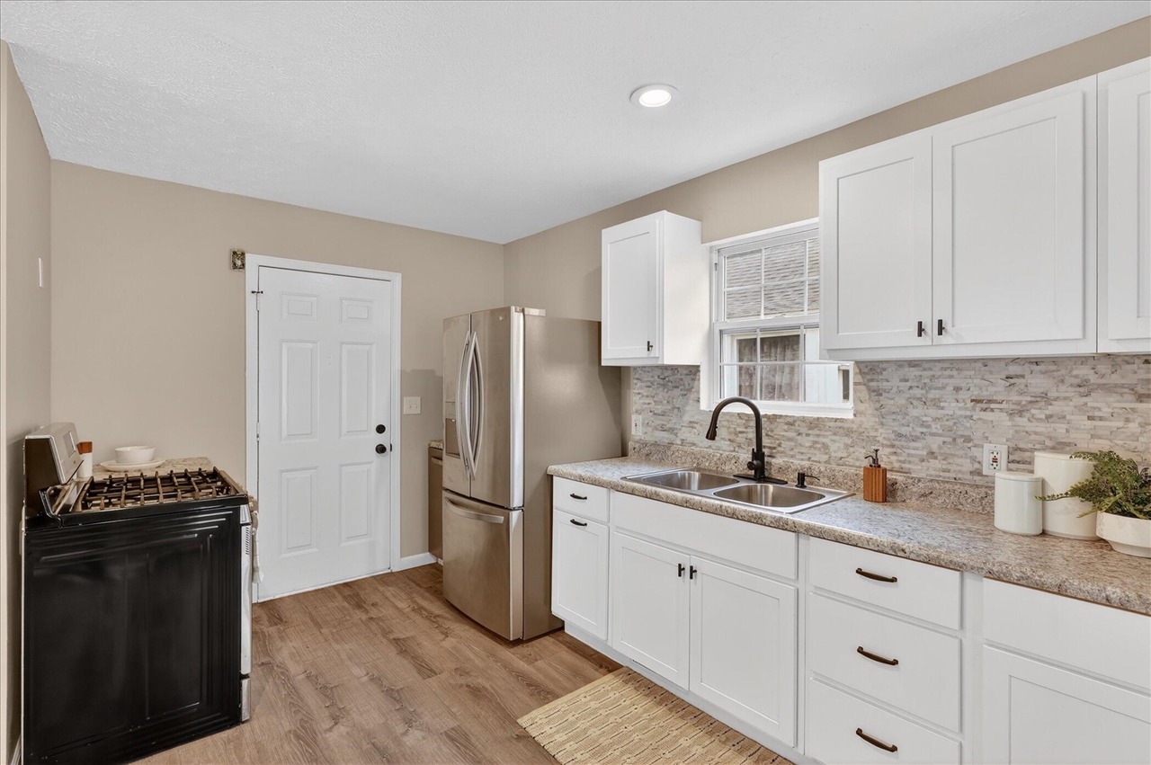 1039 Cass Avenue, Grand Rapids, MI, 49507-1119