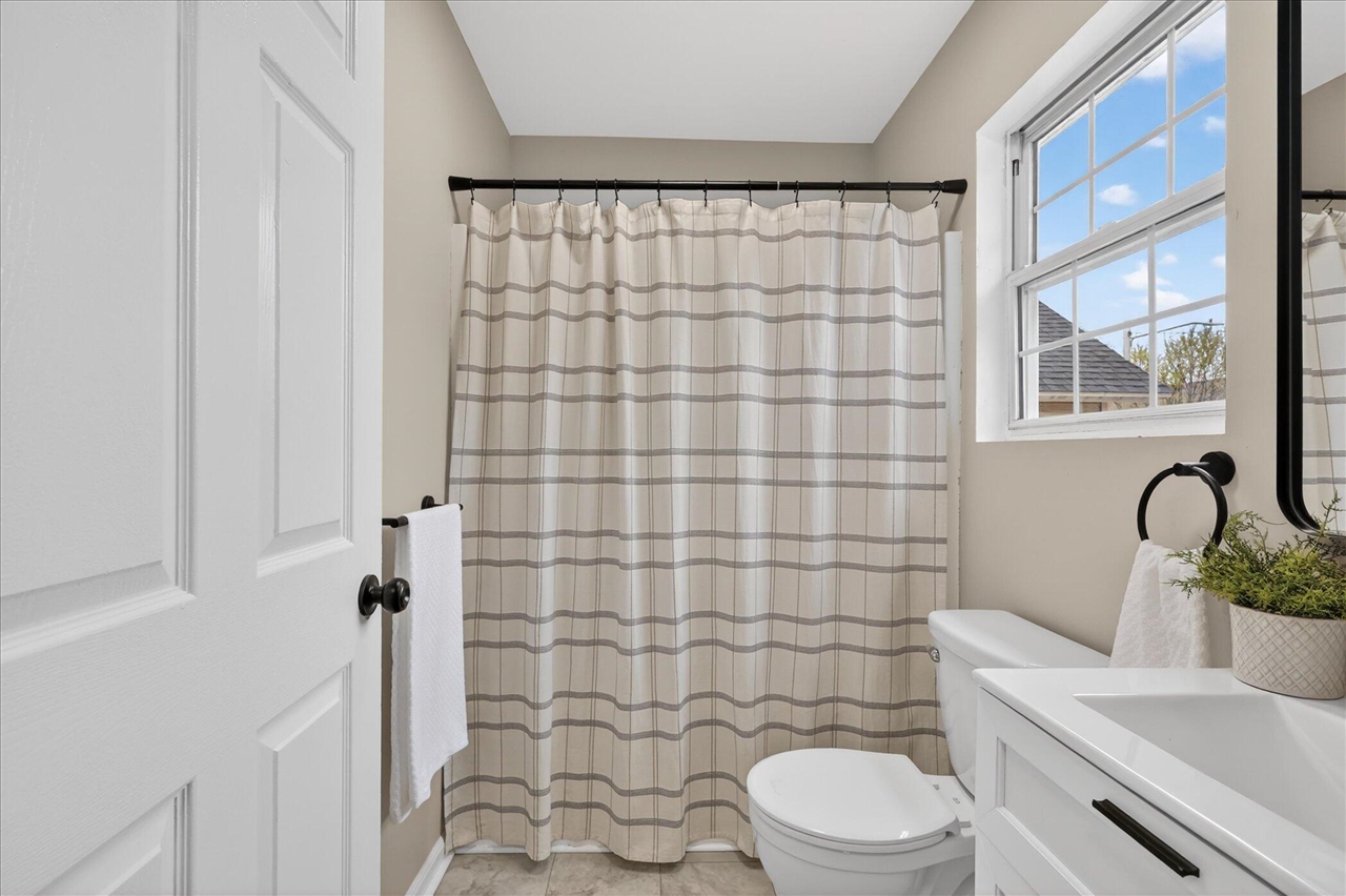 1039 Cass Avenue, Grand Rapids, MI, 49507-1119