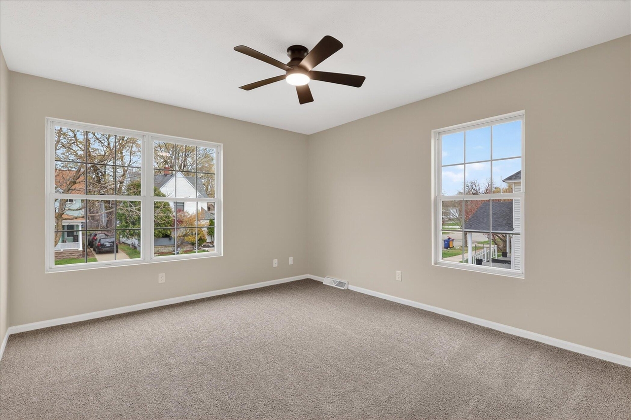 1039 Cass Avenue, Grand Rapids, MI, 49507-1119