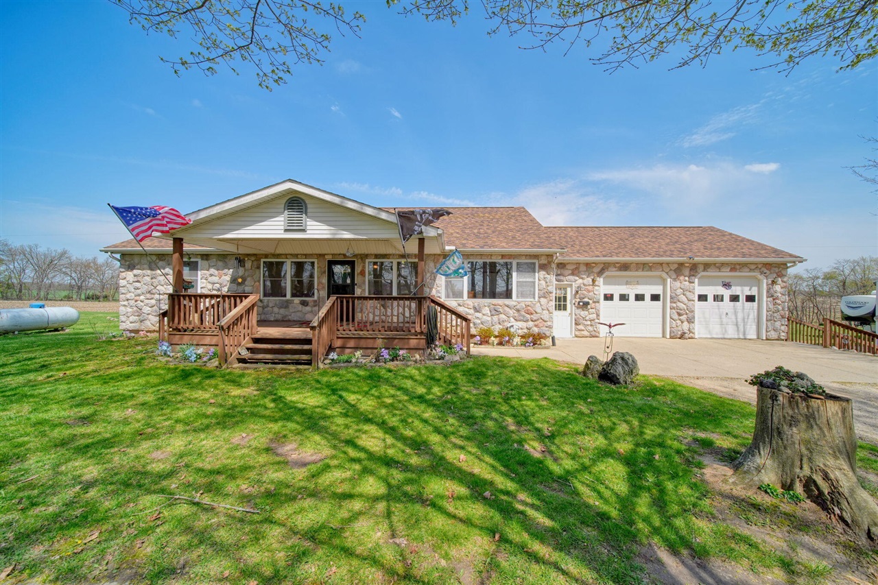 14912 Devereaux Road, Albion, MI, 49224-9117