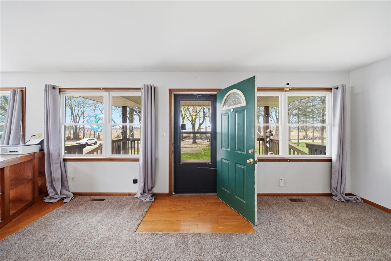 14912 Devereaux Road, Albion, MI, 49224-9117