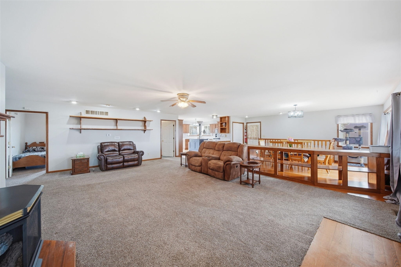 14912 Devereaux Road, Albion, MI, 49224-9117
