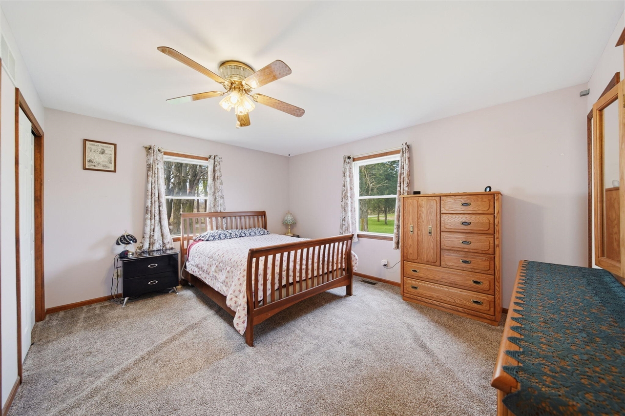 14912 Devereaux Road, Albion, MI, 49224-9117
