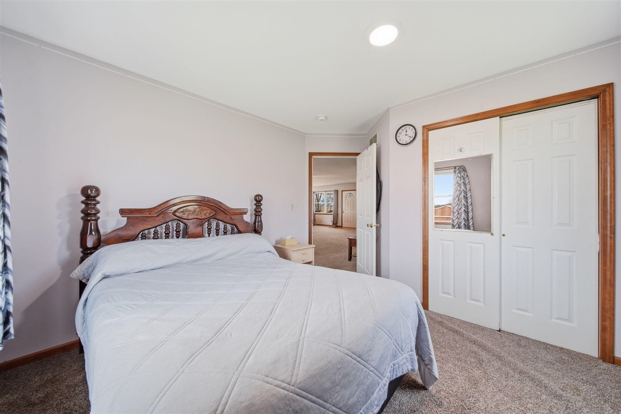 14912 Devereaux Road, Albion, MI, 49224-9117