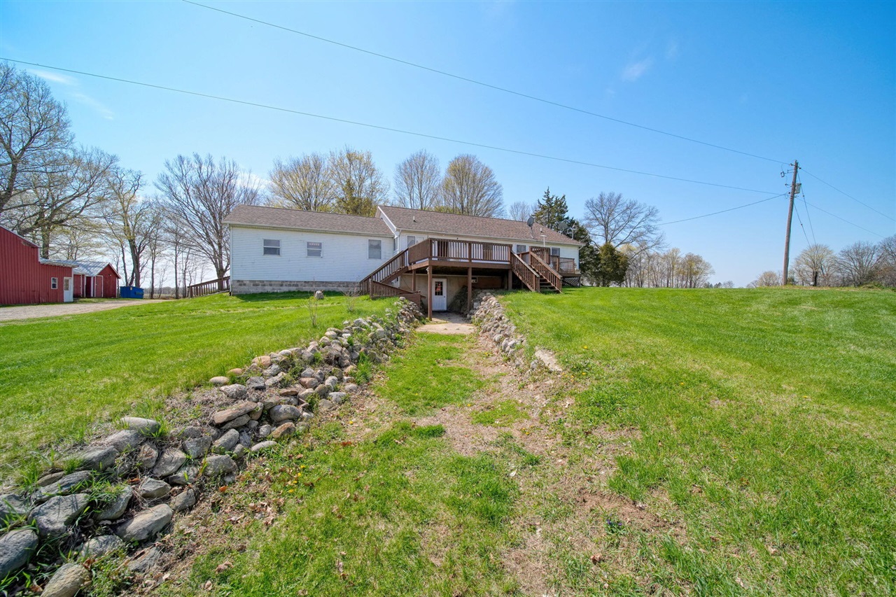 14912 Devereaux Road, Albion, MI, 49224-9117