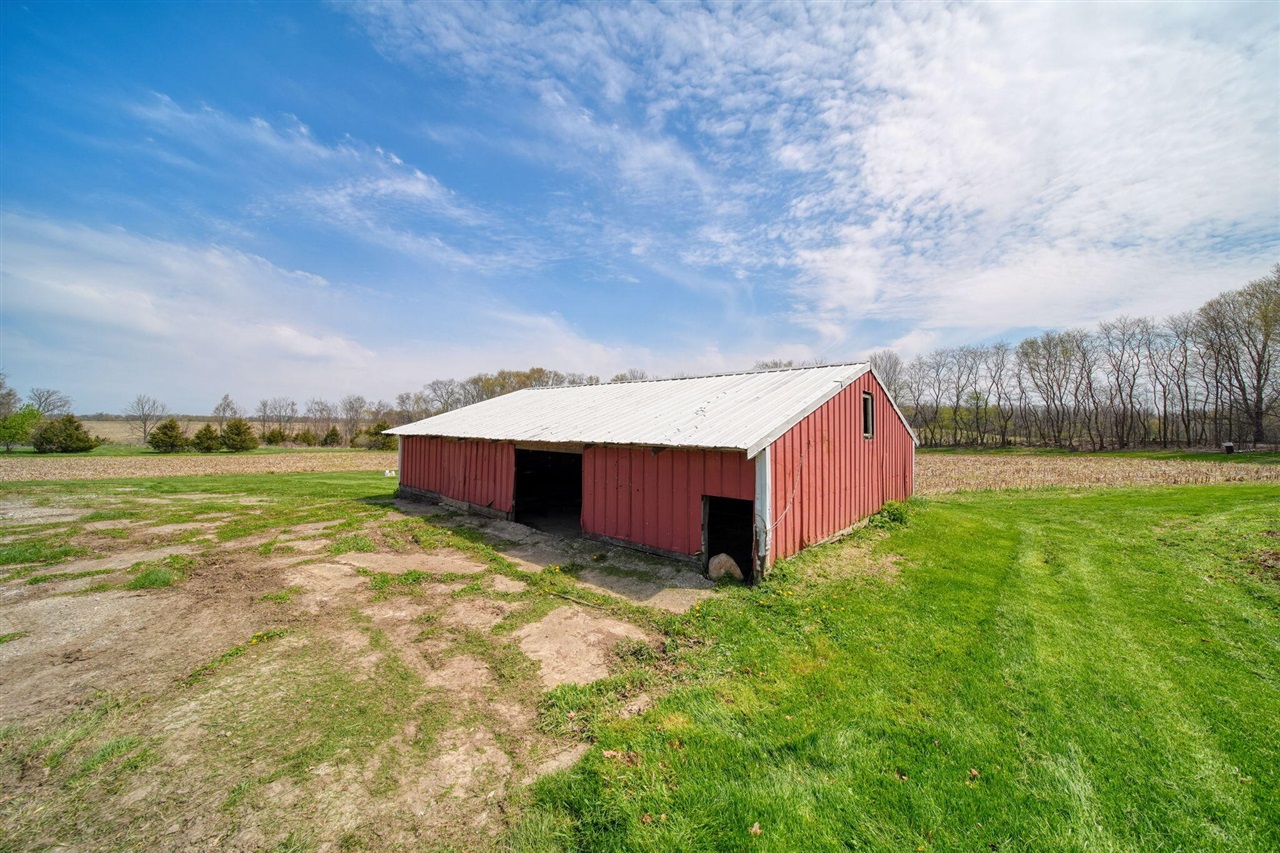 14912 Devereaux Road, Albion, MI, 49224-9117