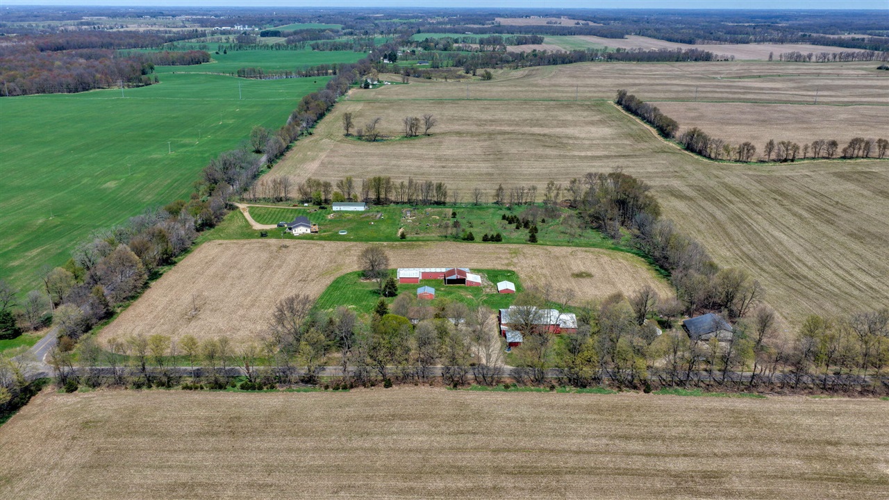 14912 Devereaux Road, Albion, MI, 49224-9117