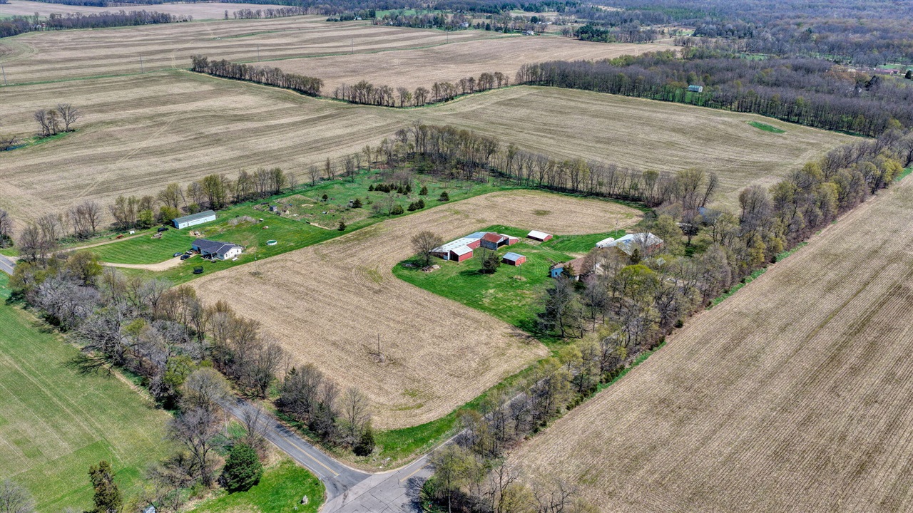 14912 Devereaux Road, Albion, MI, 49224-9117