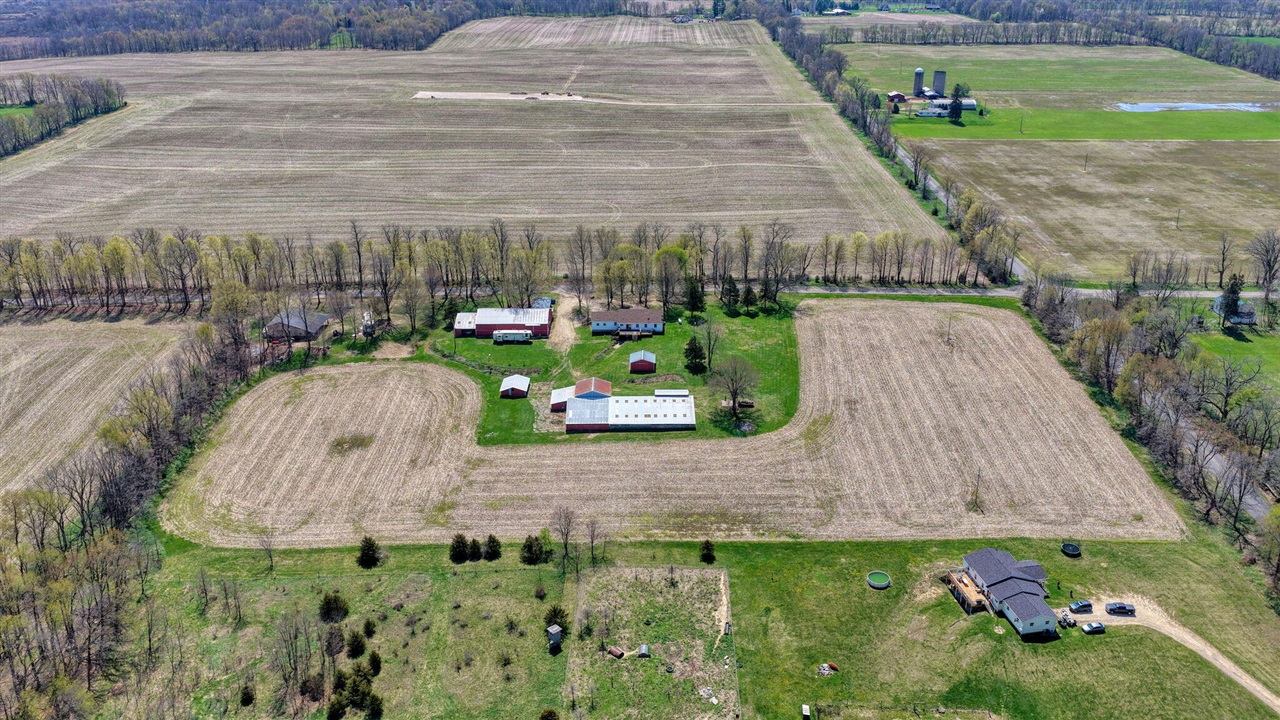 14912 Devereaux Road, Albion, MI, 49224-9117