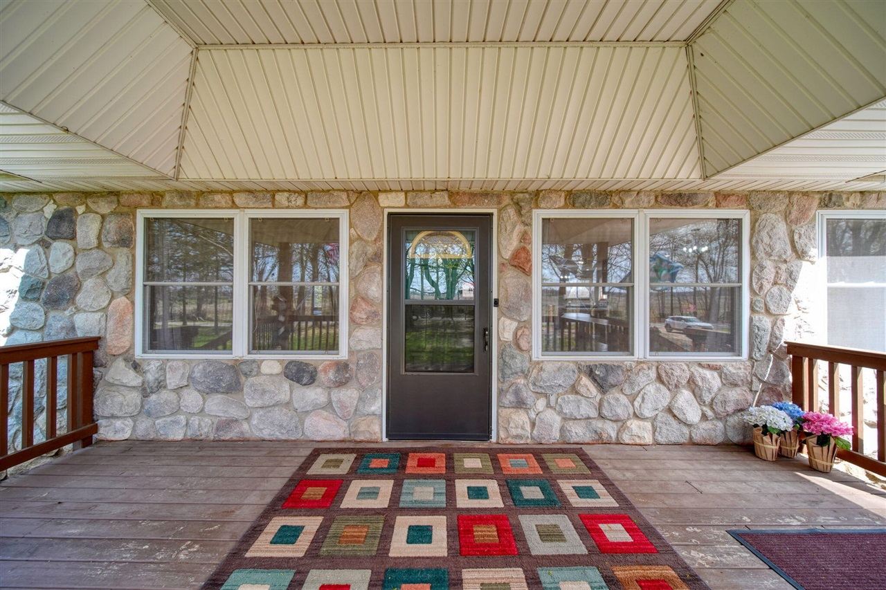 14912 Devereaux Road, Albion, MI, 49224-9117