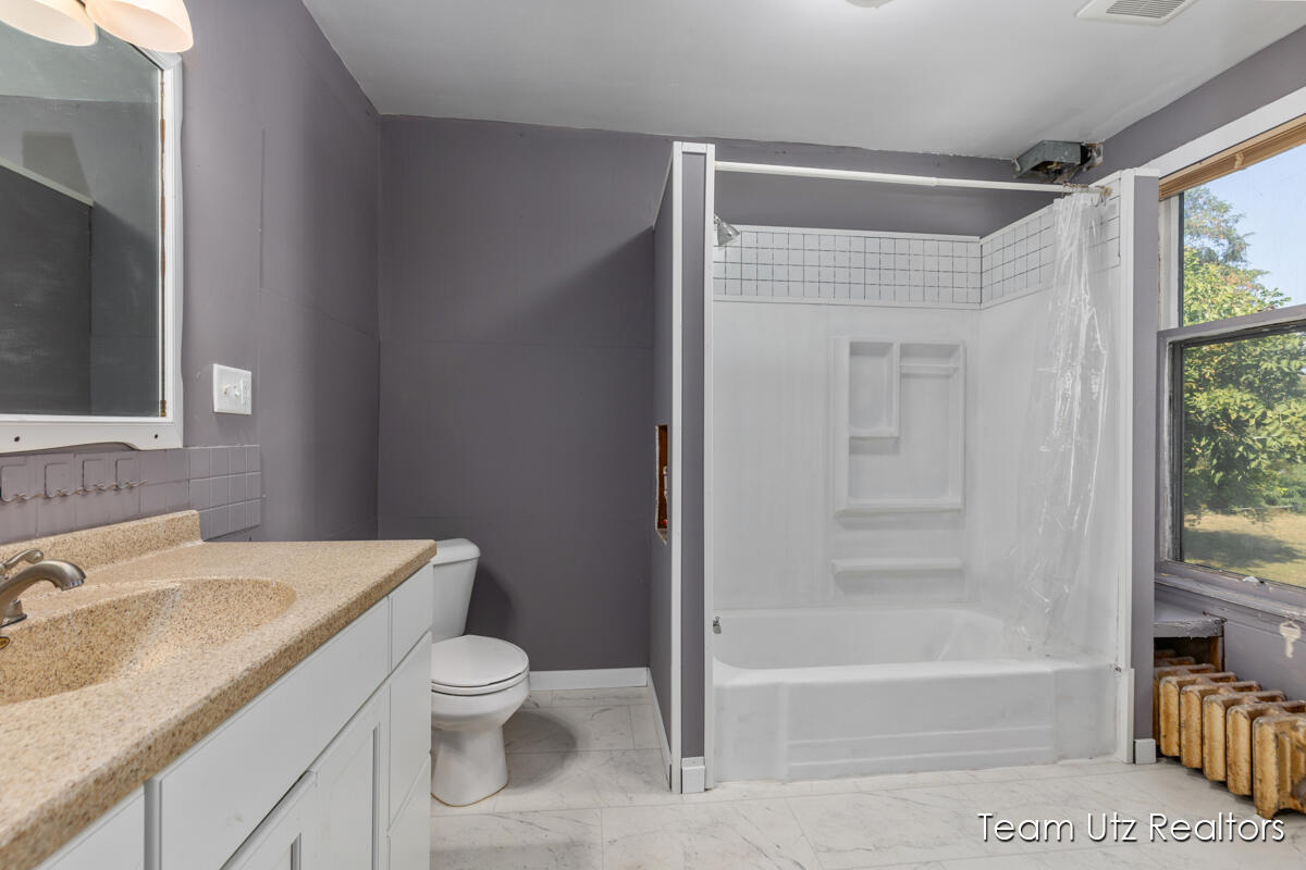 917 Jefferson Avenue, Grand Rapids, MI, 49507-1149