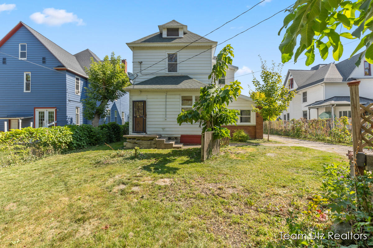 917 Jefferson Avenue, Grand Rapids, MI, 49507-1149
