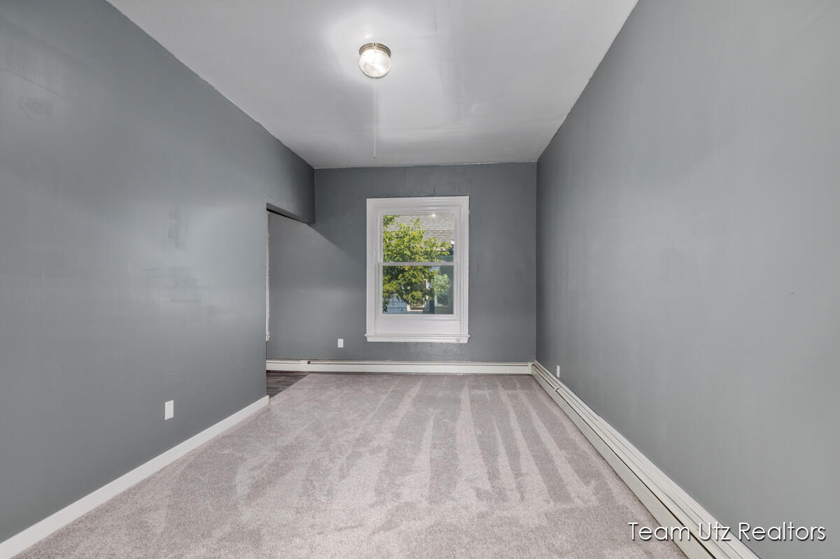 917 Jefferson Avenue, Grand Rapids, MI, 49507-1149