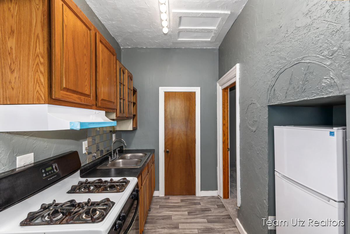 917 Jefferson Avenue, Grand Rapids, MI, 49507-1149