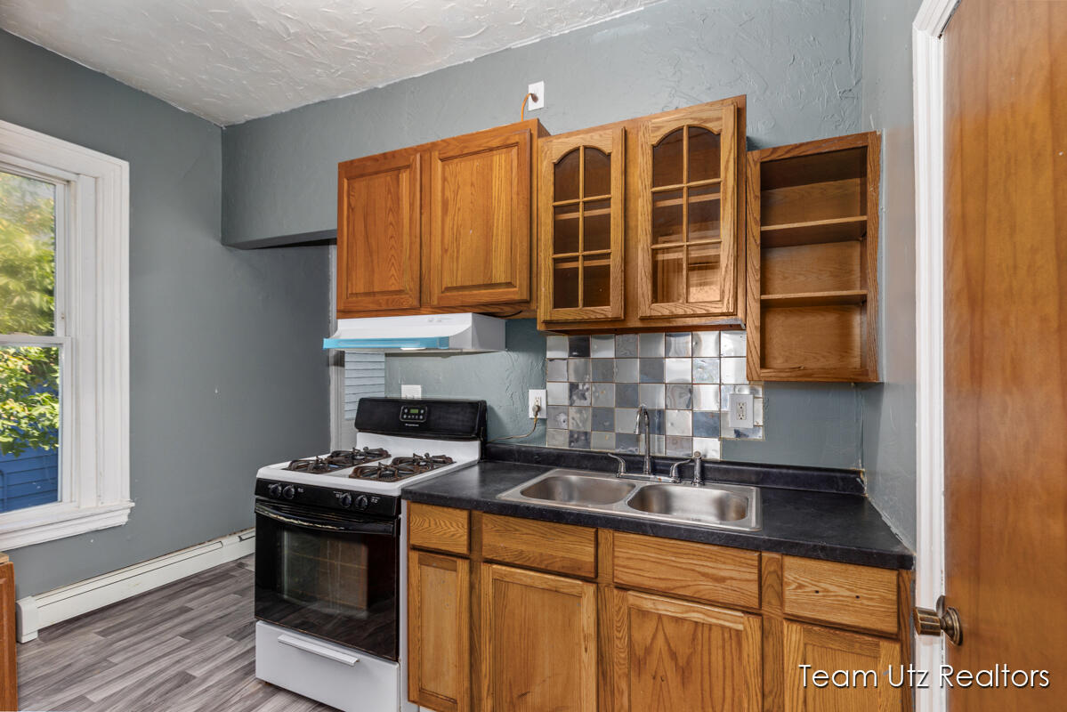 917 Jefferson Avenue, Grand Rapids, MI, 49507-1149