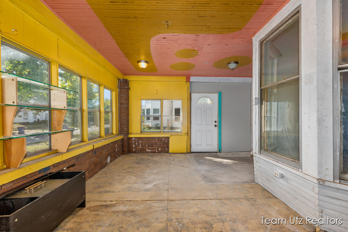 917 Jefferson Avenue, Grand Rapids, MI, 49507-1149