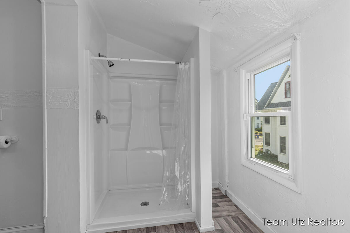 917 Jefferson Avenue, Grand Rapids, MI, 49507-1149