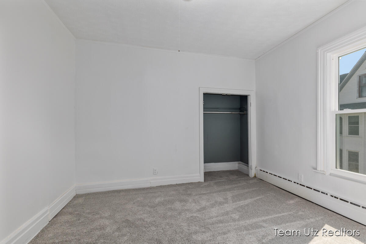 917 Jefferson Avenue, Grand Rapids, MI, 49507-1149