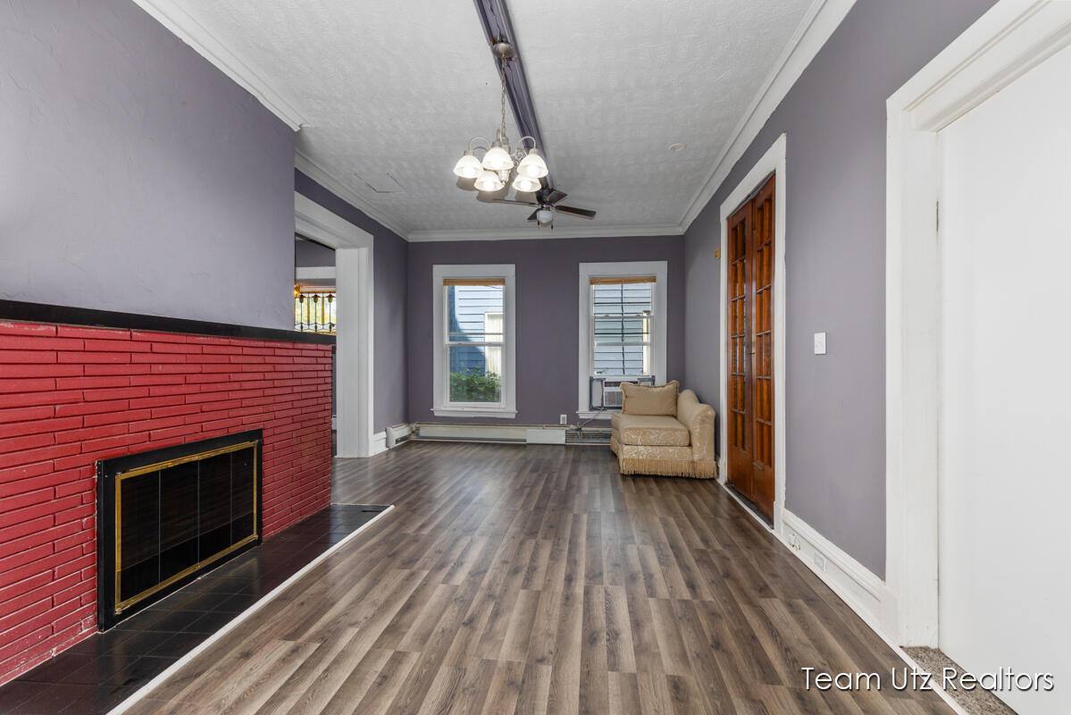 917 Jefferson Avenue, Grand Rapids, MI, 49507-1149