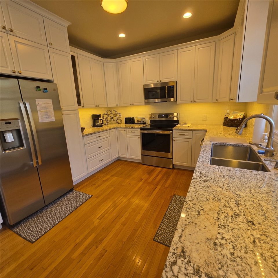 5875 W Michigan Avenue, Pentwater, MI, 49449-8906