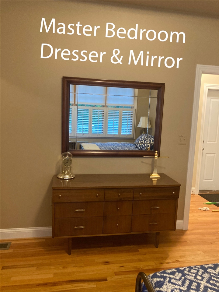 5875 W Michigan Avenue, Pentwater, MI, 49449-8906