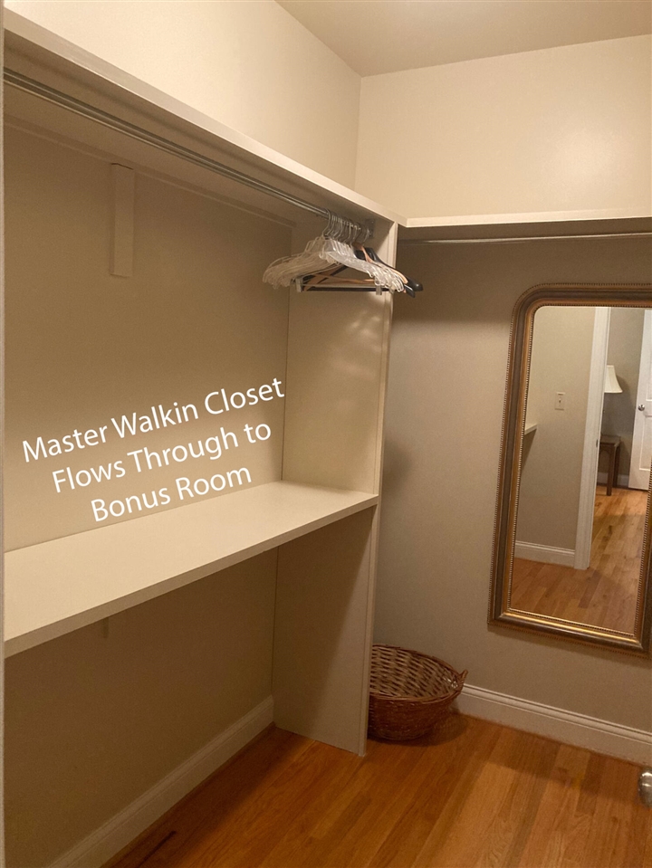 5875 W Michigan Avenue, Pentwater, MI, 49449-8906