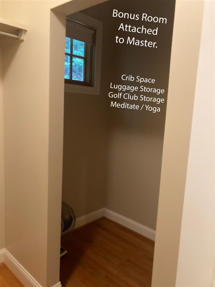 5875 W Michigan Avenue, Pentwater, MI, 49449-8906